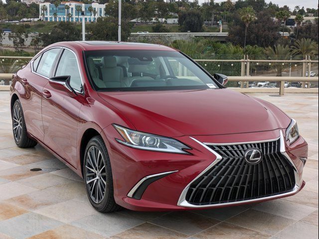 2024 Lexus ES 300h