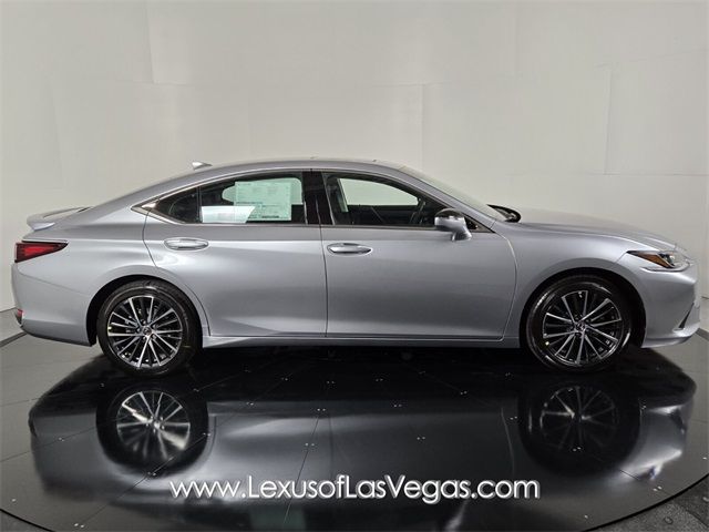 2024 Lexus ES 300h