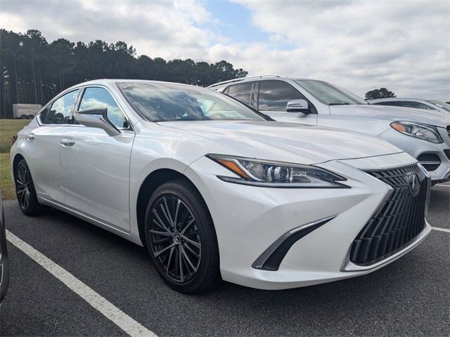 2024 Lexus ES 300h