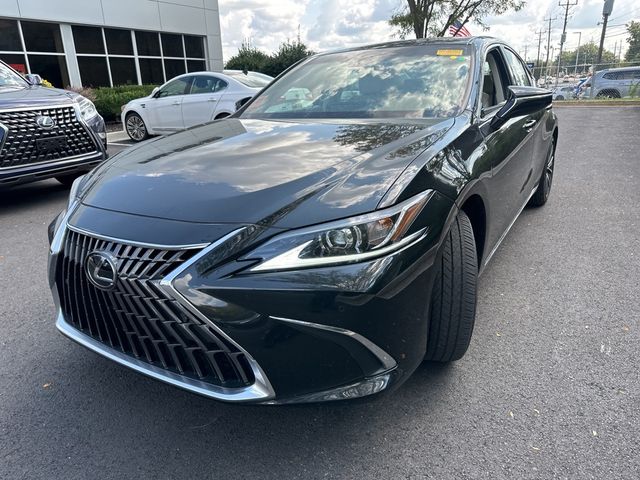 2024 Lexus ES 300h