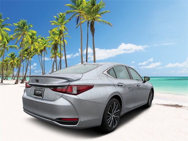 2024 Lexus ES 300h