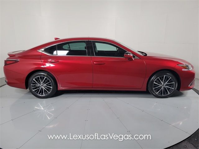 2024 Lexus ES 300h