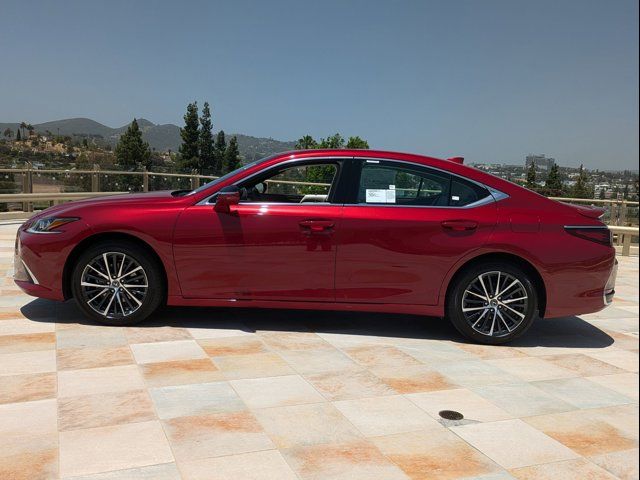 2024 Lexus ES 300h