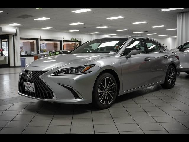 2024 Lexus ES 300h