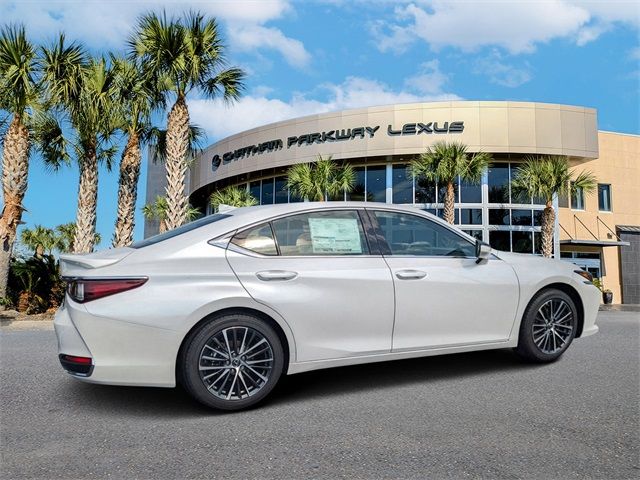 2024 Lexus ES 300h