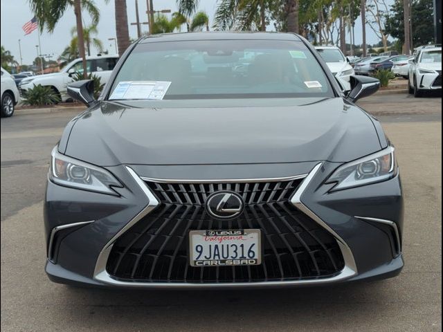 2024 Lexus ES 300h