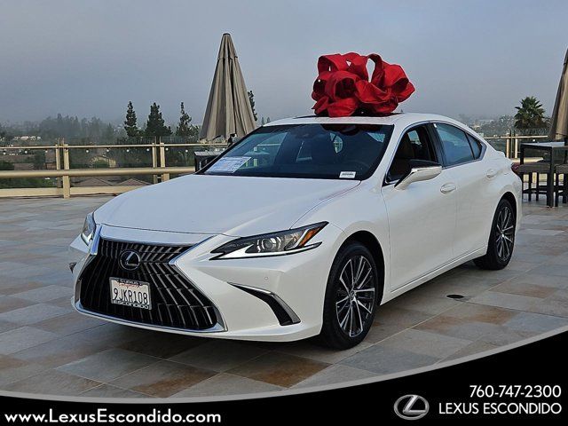 2024 Lexus ES 300h