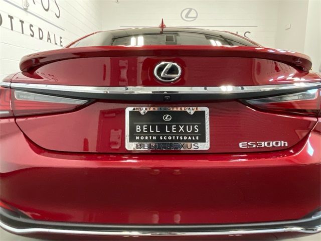 2024 Lexus ES 300h