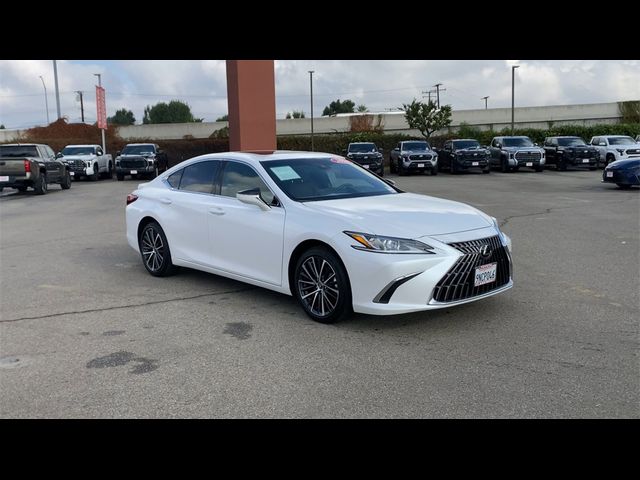 2024 Lexus ES ES 300h F SPORT Design