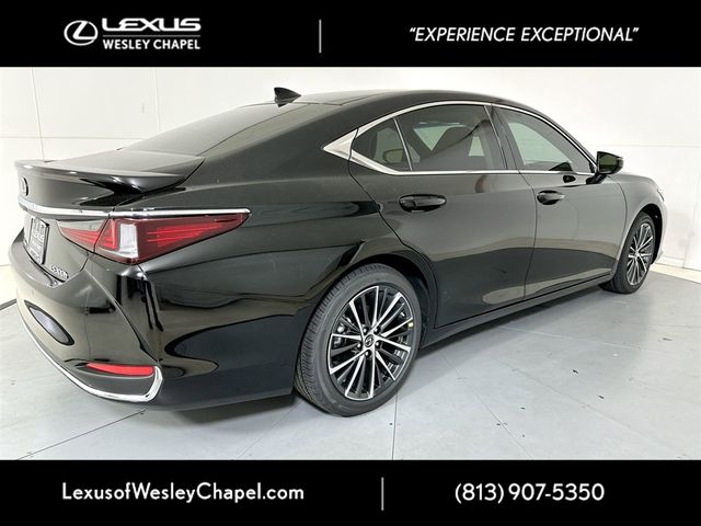 2024 Lexus ES 300h