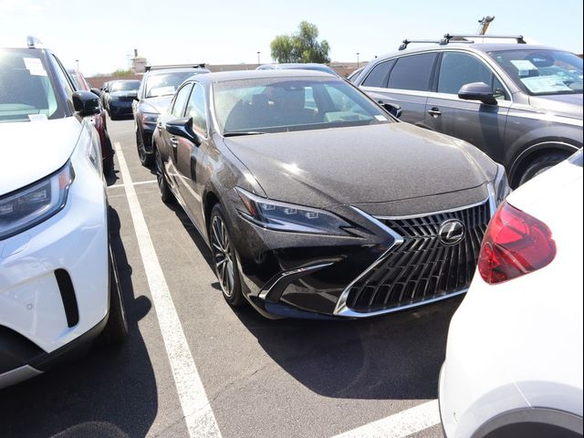 2024 Lexus ES 300h