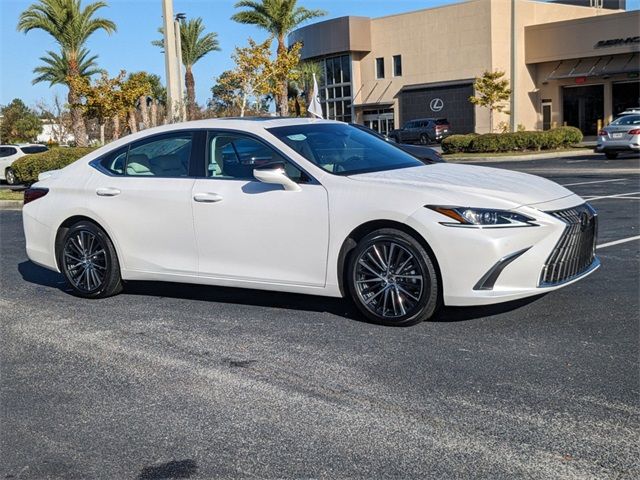 2024 Lexus ES 300h