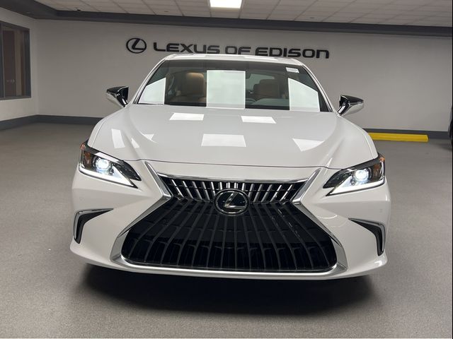 2024 Lexus ES 300h