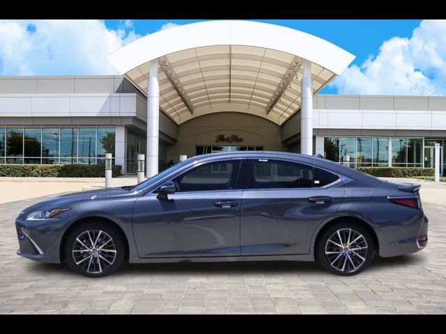 2024 Lexus ES 300h