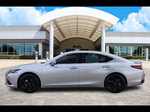 2024 Lexus ES ES 300h F SPORT Handling