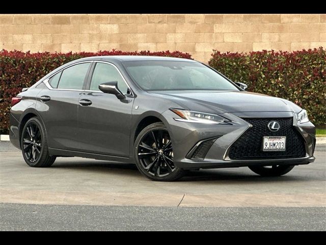 2024 Lexus ES ES 300h F SPORT Handling