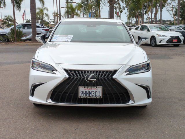 2024 Lexus ES 300h Luxury