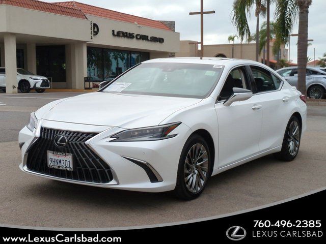 2024 Lexus ES 300h Luxury