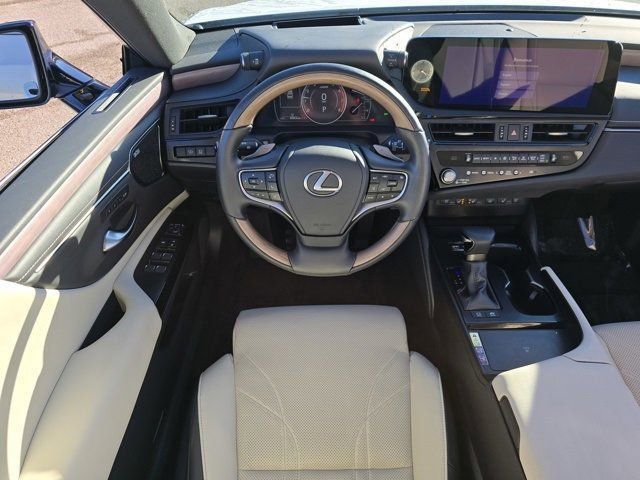 2024 Lexus ES 300h Luxury