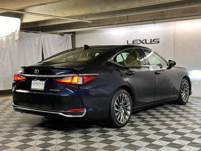 2024 Lexus ES 300h Luxury