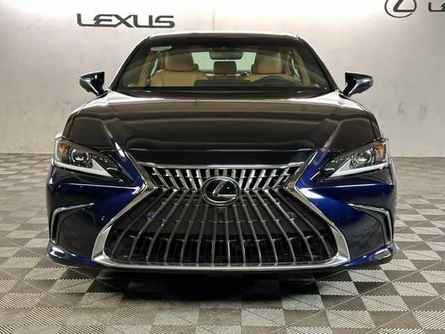 2024 Lexus ES 300h Luxury