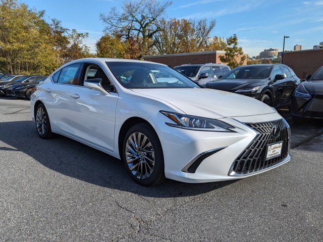 2024 Lexus ES 300h Luxury