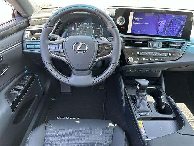 2024 Lexus ES 300h Luxury