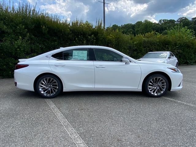 2024 Lexus ES 300h Luxury