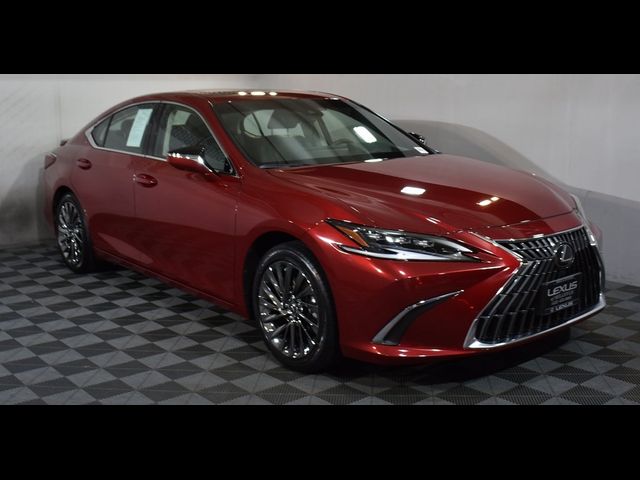 2024 Lexus ES 300h Luxury