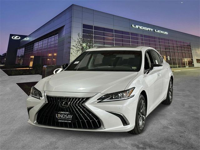 2024 Lexus ES 300h Luxury