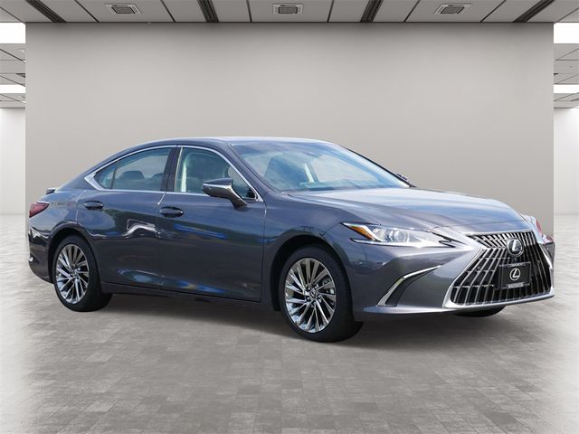 2024 Lexus ES 300h Luxury