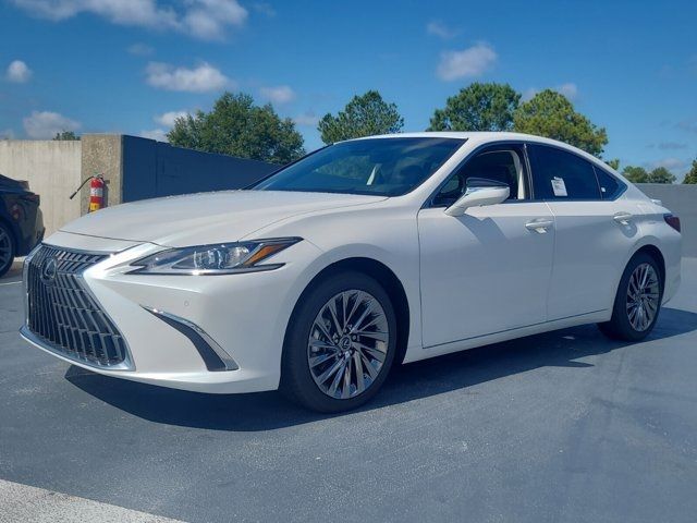 2024 Lexus ES 300h Luxury