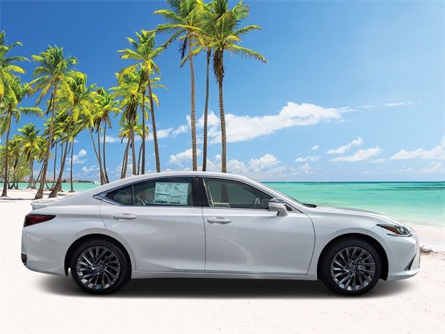 2024 Lexus ES 300h Luxury