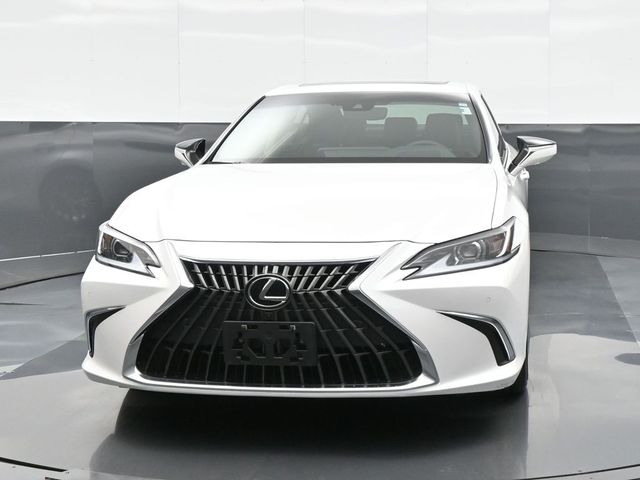 2024 Lexus ES 300h Luxury