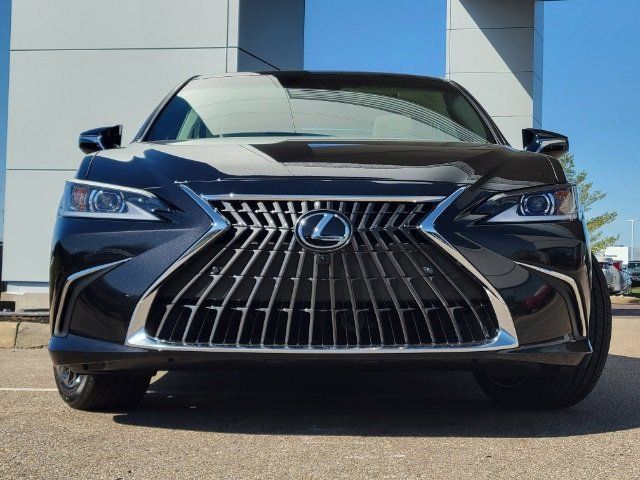 2024 Lexus ES 300h Luxury