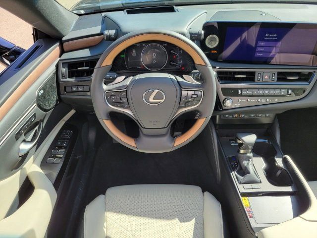 2024 Lexus ES 300h Luxury