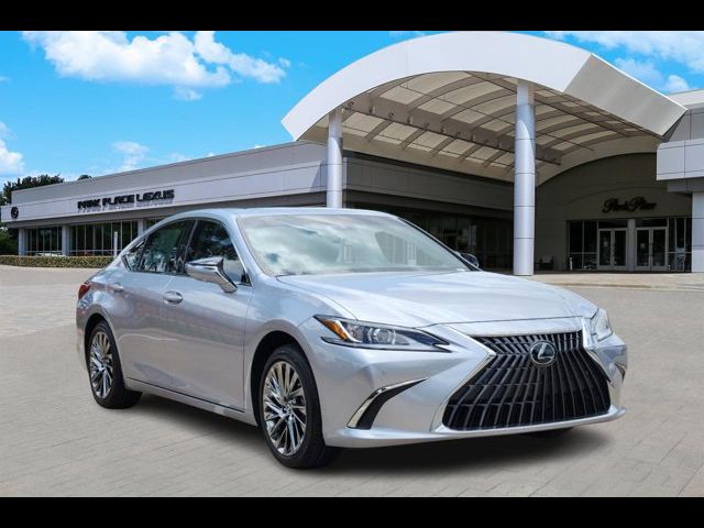 2024 Lexus ES 300h Luxury