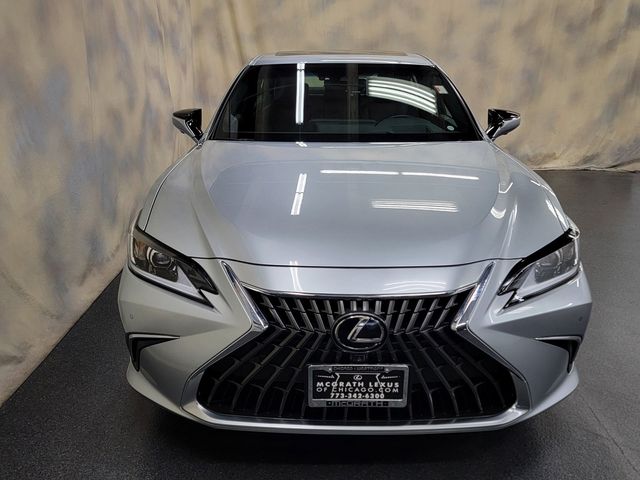 2024 Lexus ES 300h Luxury