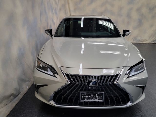 2024 Lexus ES 300h Luxury