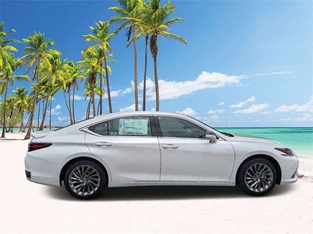 2024 Lexus ES 300h Luxury