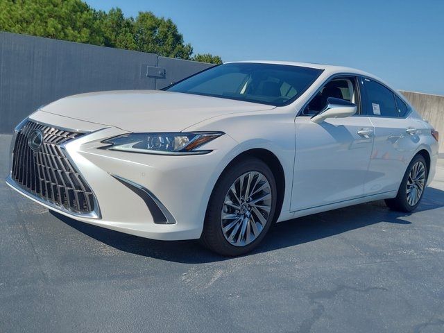 2024 Lexus ES 300h Luxury