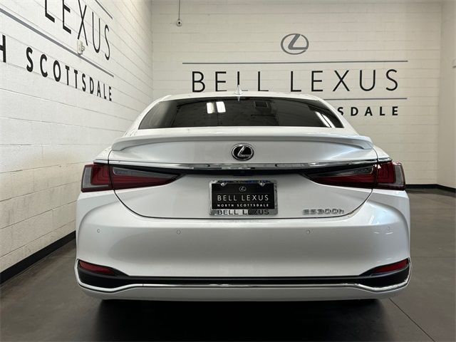 2024 Lexus ES 300h Luxury