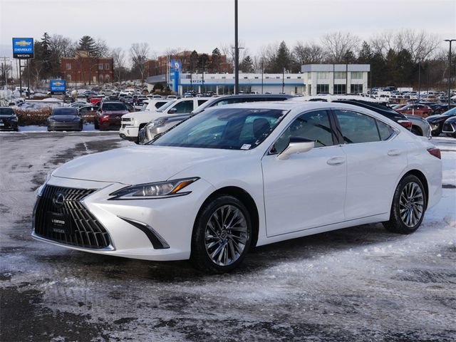 2024 Lexus ES 300h Luxury