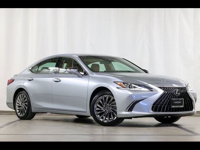 2024 Lexus ES 300h Luxury