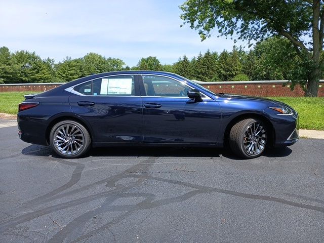 2024 Lexus ES 300h Luxury