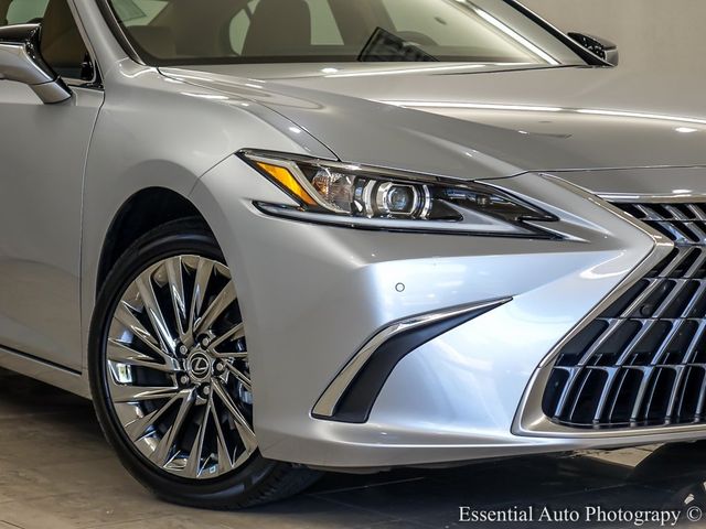 2024 Lexus ES 300h Luxury