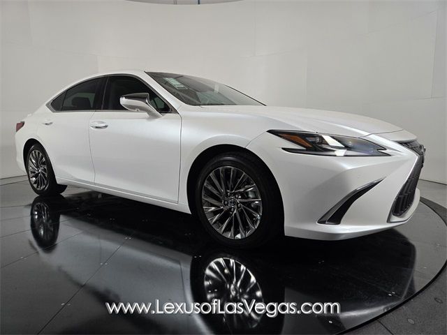 2024 Lexus ES 300h Luxury