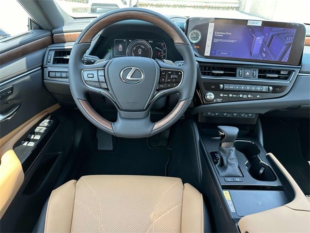 2024 Lexus ES 300h Luxury