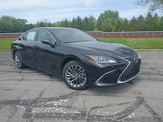 2024 Lexus ES 300h Luxury