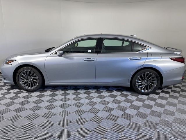 2024 Lexus ES 300h Ultra Luxury